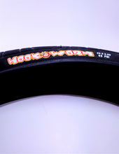 Load image into Gallery viewer, MAXXIS Hookworm 24&quot;/26&quot;/29&quot; Tire (2.5&quot;)